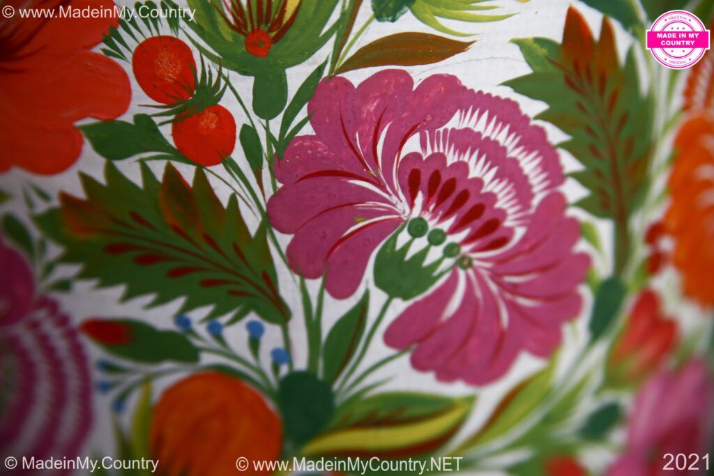 Petrykivka Ukrainian folk art presented by MadeinMycountry
MadeinMycountry is a global platform that celebrates and supports local history, culture, art, and nature conservation efforts. For two decades, we have been sponsoring local museums, cultural organizations, travel destinations, historical sites and various cultural events around the world. 
